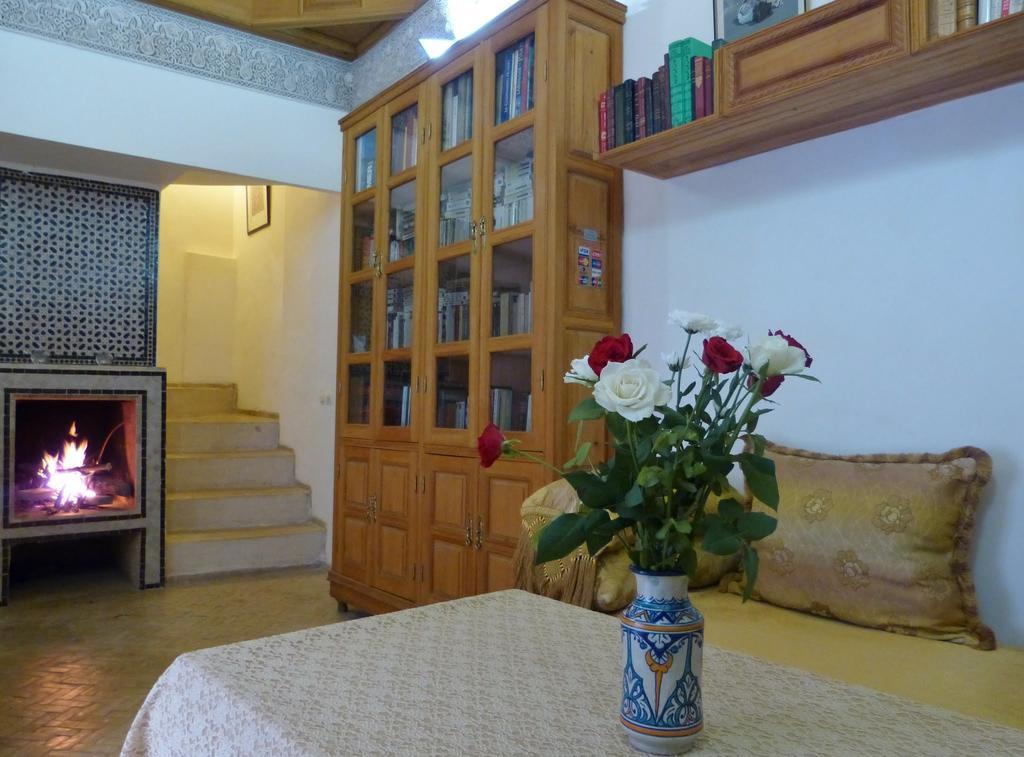 Dar Essoaoude - Fes Nejjarine Hotel Buitenkant foto